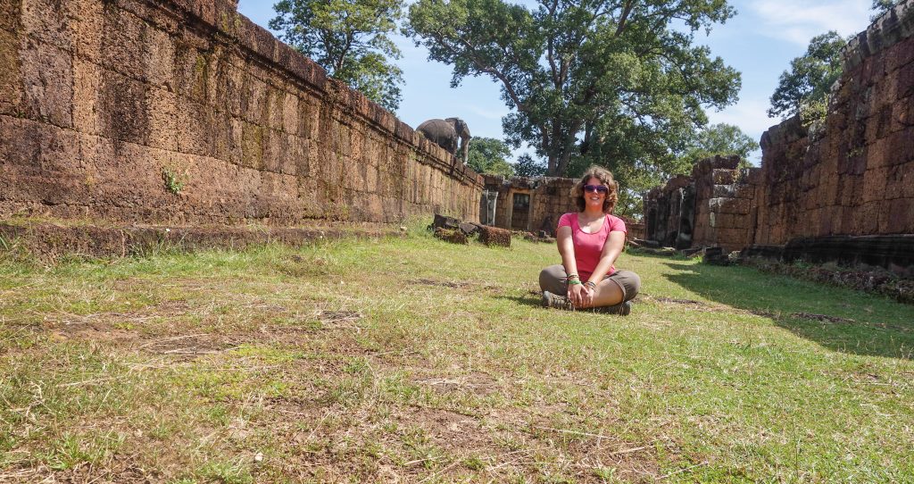 En solo à Angkor, une séance de photos de 20 minutes au retardateur, sans voir quiconque!