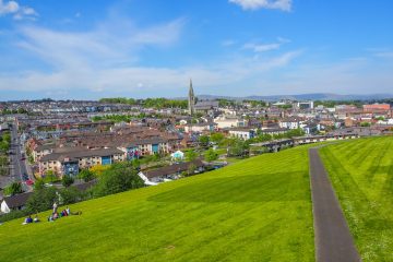 Vue sur le Bogside à Derry - Que faire et que visiter à Derry / Londonderry en Irlande du Nord?