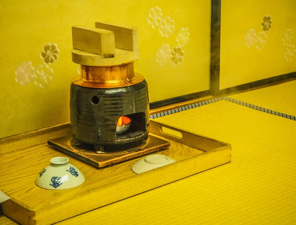 Gastronomie Kaiseiki au ryokan - Vivre l'expérience du ryokan et de l'onsen à Kinosaki : Nishimuraya Honkan