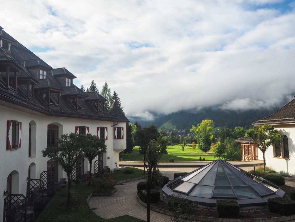 Hôtel A-rosa à Kitzbühel dans le Tyrol autrichien - un voyager en Autriche pour s'immerger dans la culture tyrolienne