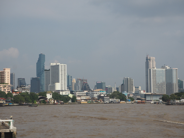 Fleuve Chao Phraya et tour MahaNakhon à Bangkok - Visiter Bangkok: le guide pratique complet pour un premier voyage en Thaïlande et à Bangkok