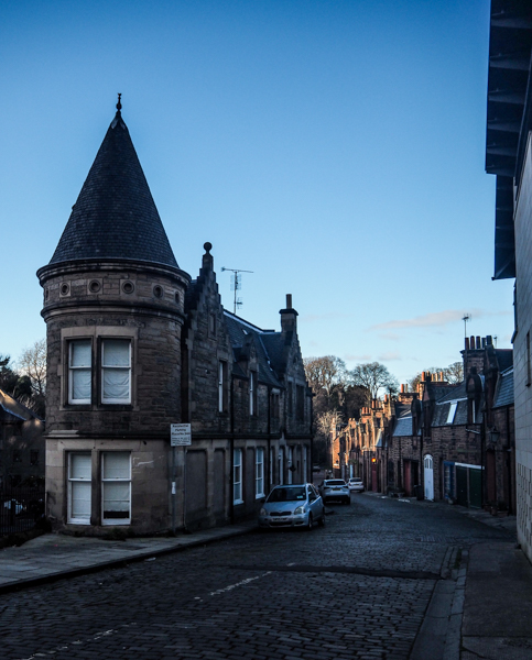 Ombres et lumière à Edimbourg - Visiter Edimbourg en hiver - Un week-end dans la capitale écossaise: visiter Edimbourg en mode slow travel / que faire en cas de pluie Edimbourg et sur les traces d'Harry Potter à Edimbourg.