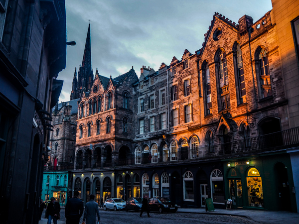 Visiter Edimbourg en hiver - Un week-end dans la capitale écossaise: visiter Edimbourg en mode slow travel / que faire en cas de pluie Edimbourg et sur les traces d'Harry Potter à Edimbourg.