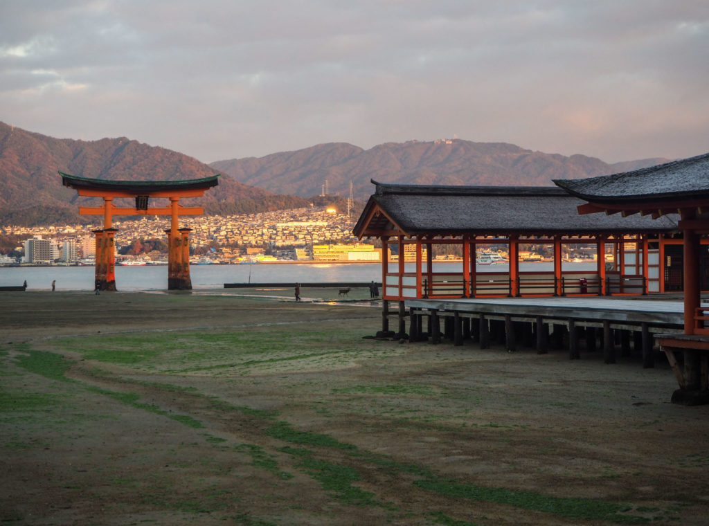 Le sanctuaire Itsukushima à Miyajima - Visiter Miyajima en 2 jours - Japon - Impressions, que faire et que visiter à Miyajima, comment organiser son voyage et où dormir à Miyajima?
