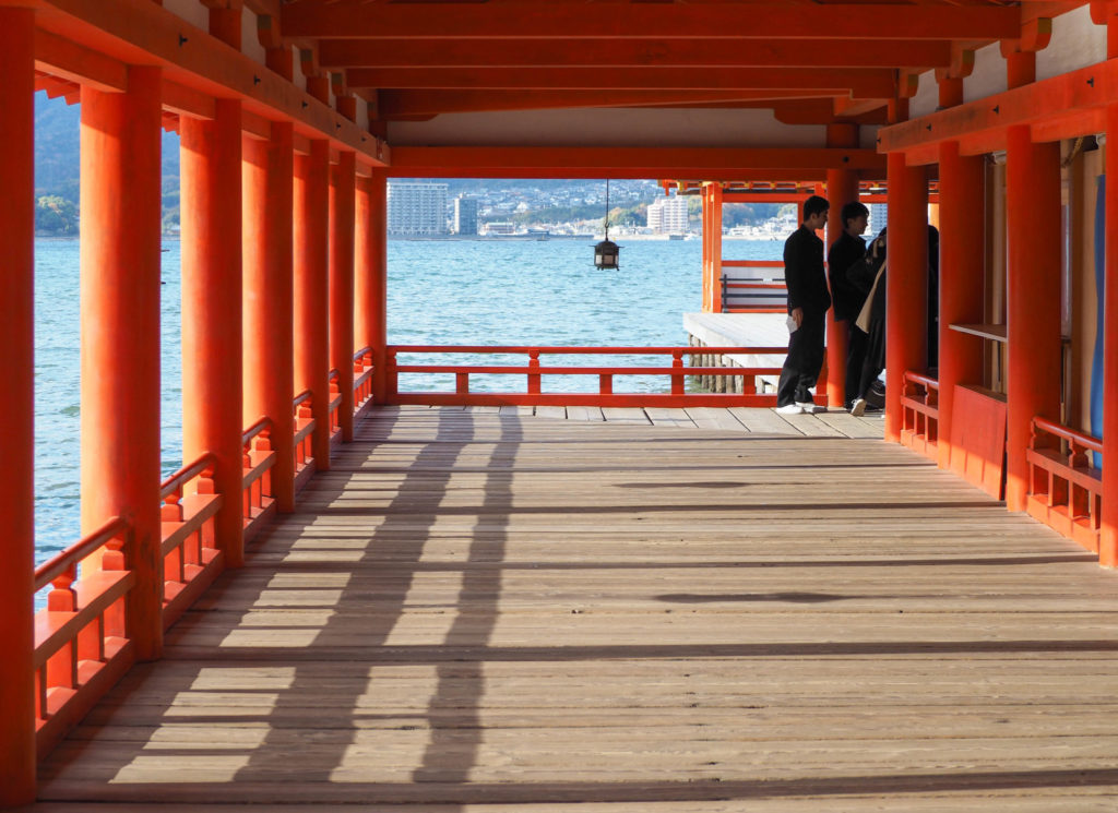 Le sanctuaire Itsukushima à Miyajima - Visiter Miyajima en 2 jours - Japon - Impressions, que faire et que visiter à Miyajima, comment organiser son voyage et où dormir à Miyajima?