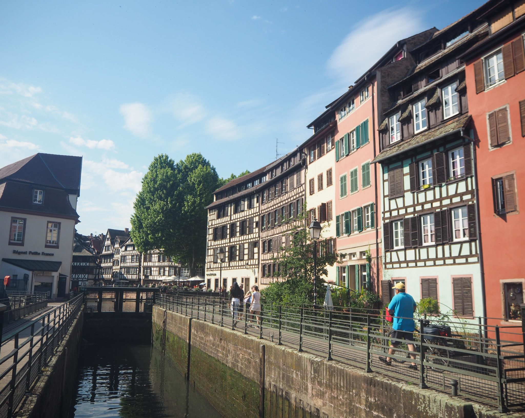 Visiter Strasbourg au fil de l'eau: 2 jours dans la capitale alsacienne entre amies - Par Voyages et Vagabondages, le blog du voyage en solo au féminin - Récit, photos, conseils, idées de visite et bonnes adresses pour visiter Strasbourg
