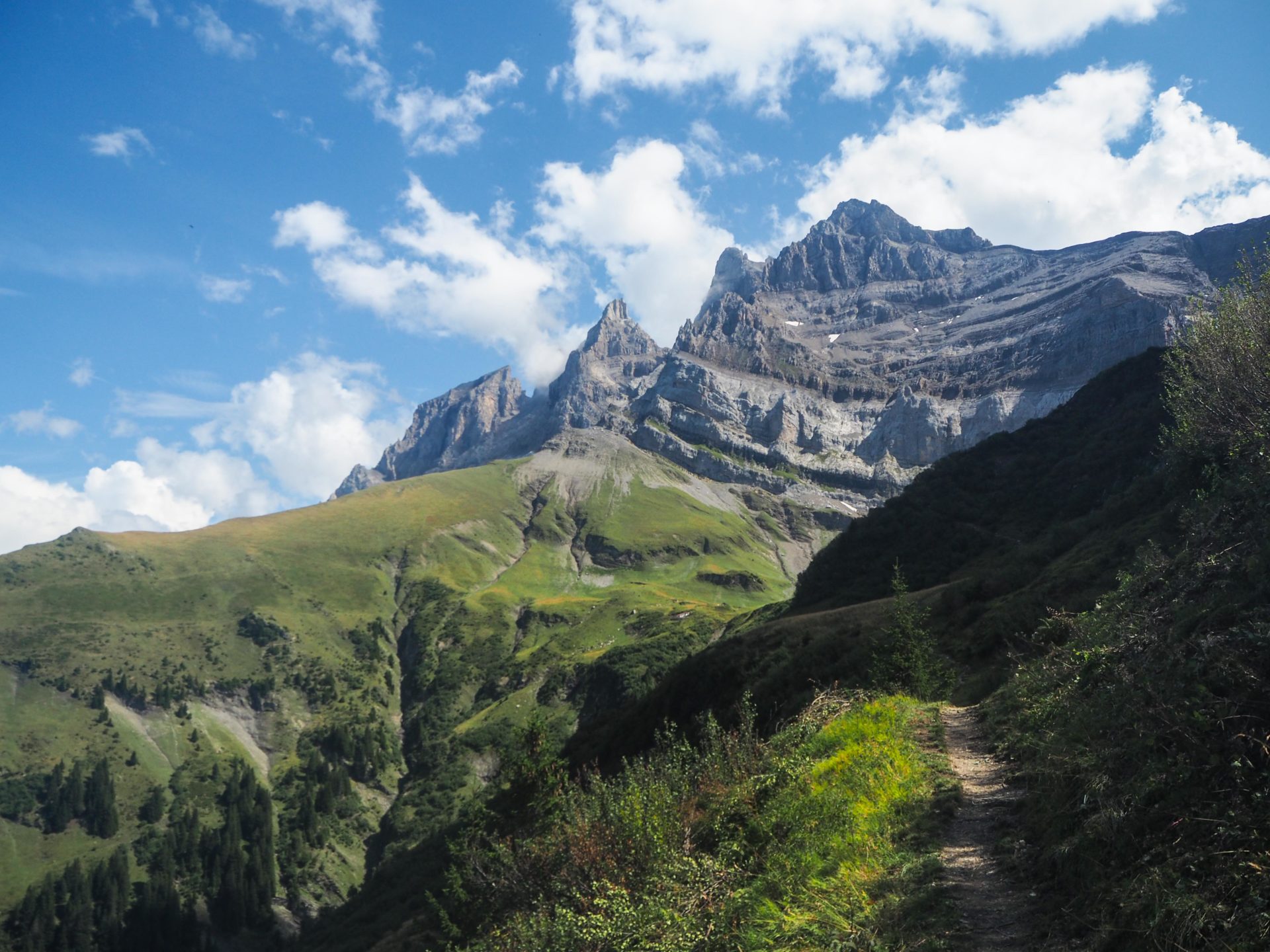 Tour des Dents du Midi - Faire le Tour des Dents du Midi en 6 jours en solo et en mode slow - Une randonnée itinérante, un trek à découvrir en Suisse dans le Valais