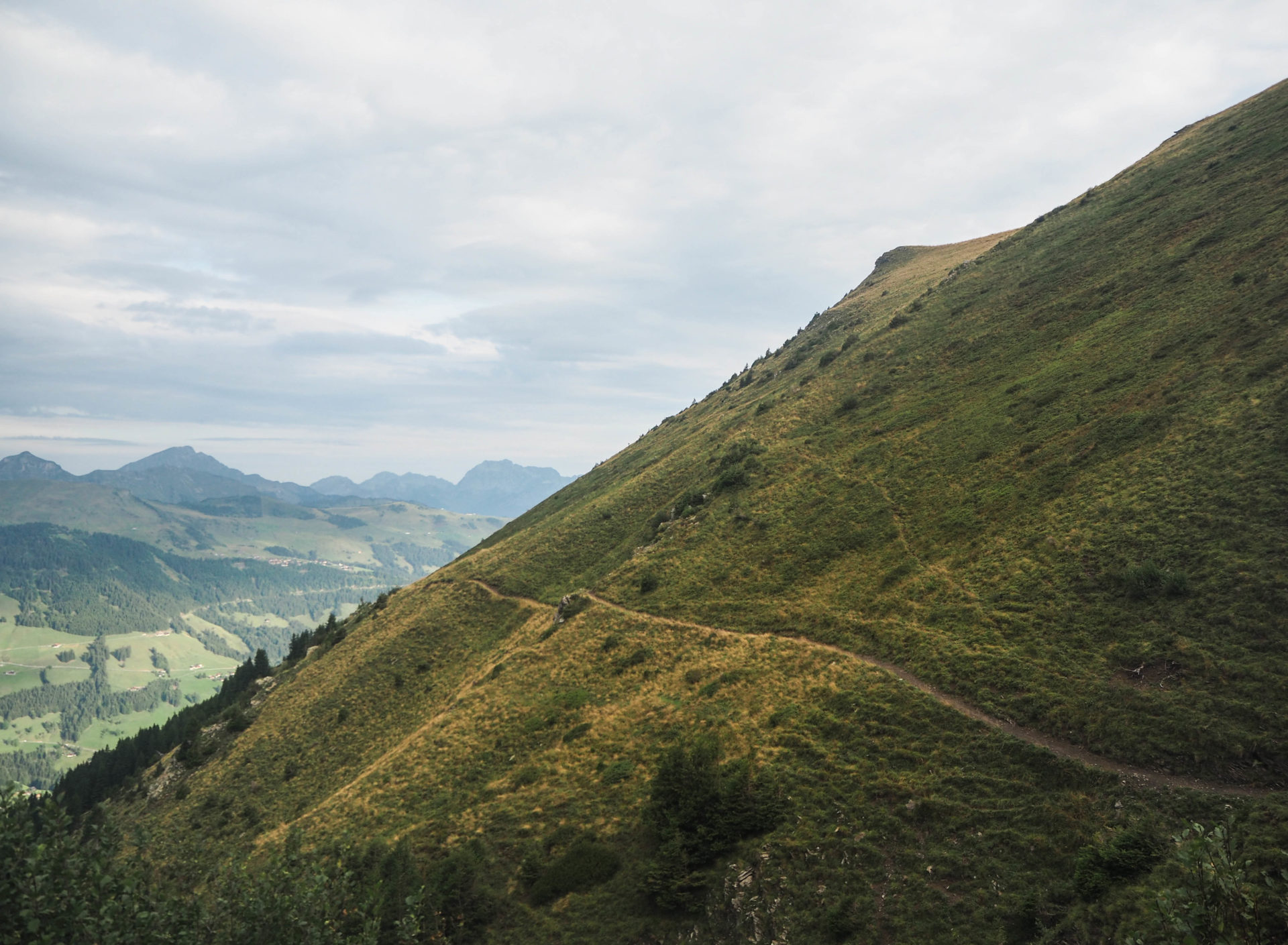 Jour 2 du Tour des Dents du Midi - Faire le Tour des Dents du Midi en 6 jours en solo et en mode slow - Une randonnée itinérante, un trek à découvrir en Suisse dans le Valais