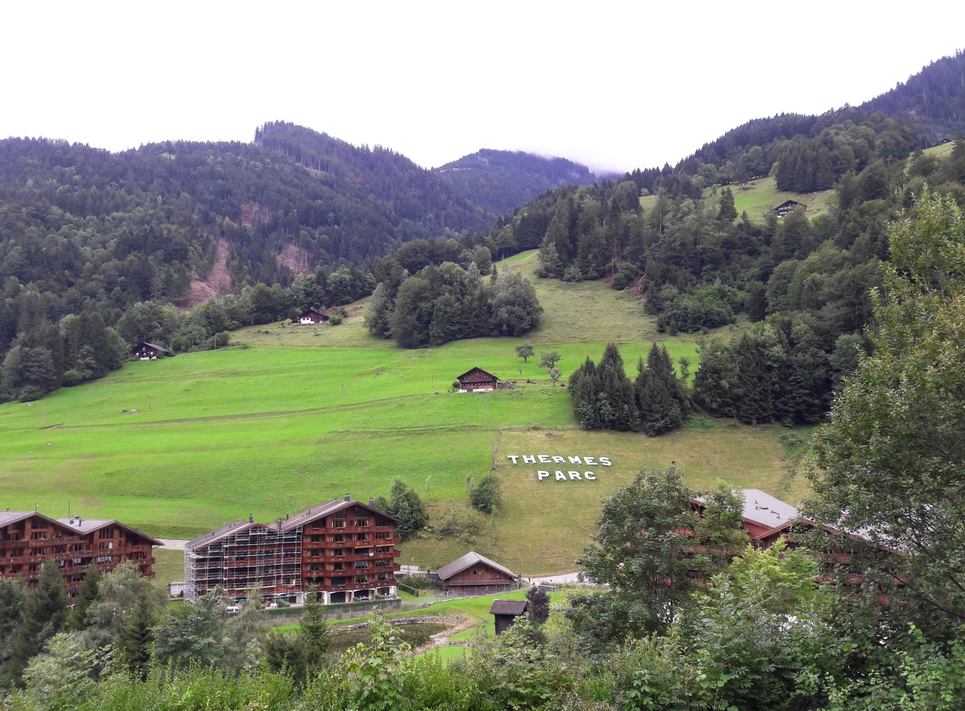 Les Bains de Val d'Illiez - Champéry: un séjour détente, nature et sport en Région Dents du Midi, au coeur du Valais dans les Alpes Suisses