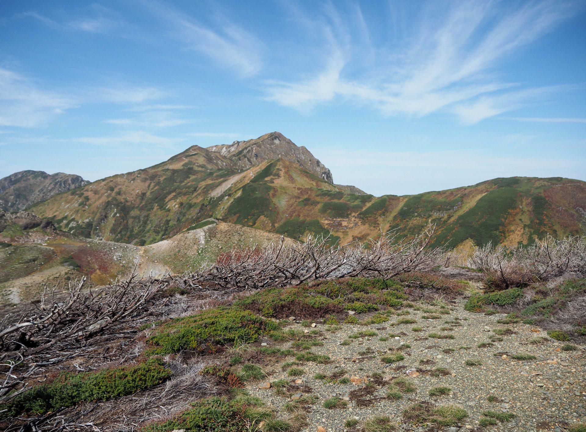 Paysages volcaniques - Série photo dans les Alpes Japonaises - Photo Alpes Japonaises - Toyama - Murodo - Tateyama - Japon