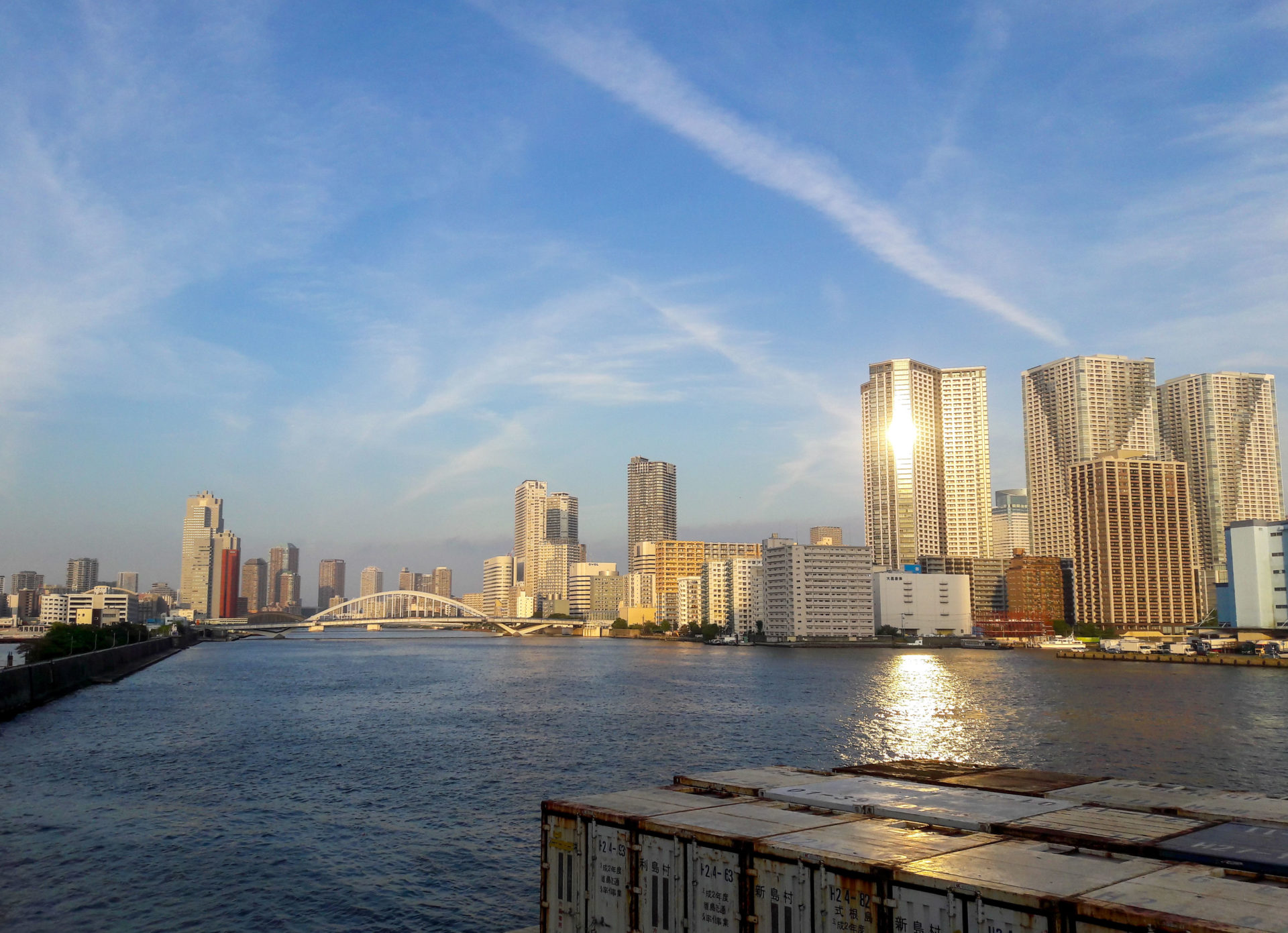 Coucher de soleil sur le fleuve Sumeda - Escale à Tokyo: 24h dans la capitale du Japon - Tokyo en 24h - Récit et itinéraire pour visiter Tokyo en une journée