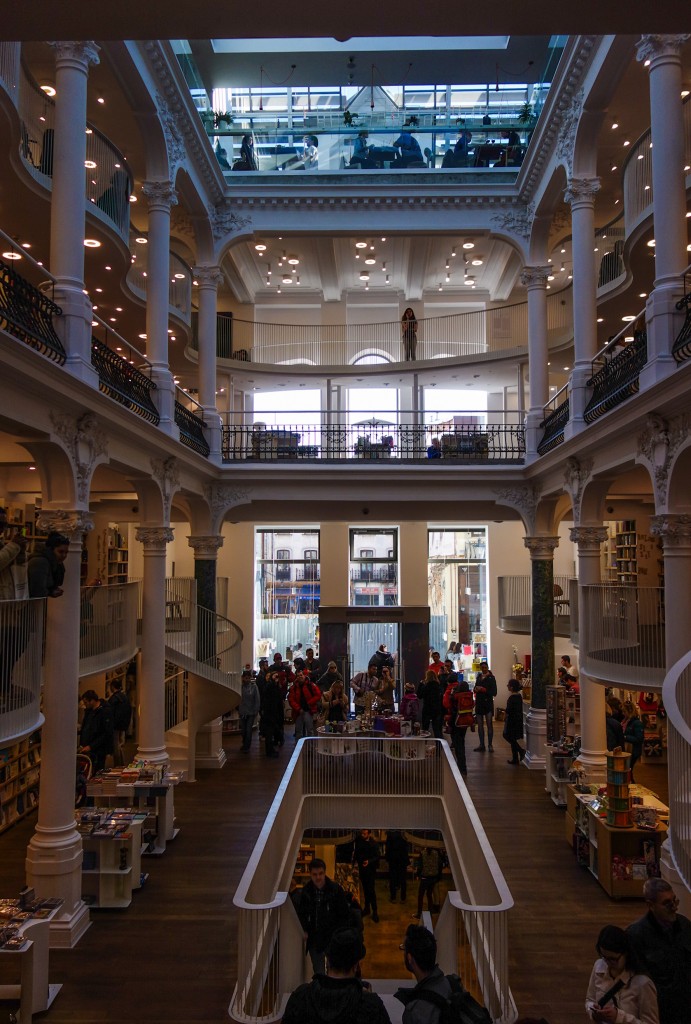 Librairie Carturesti à Bucarest