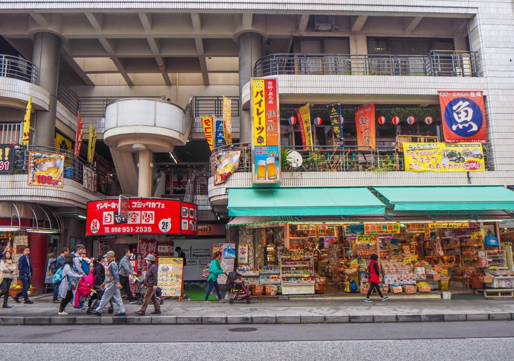 Visiter l'île d'Okinawa au Japon sans voiture: récit, bonnes adresses et guide pratique