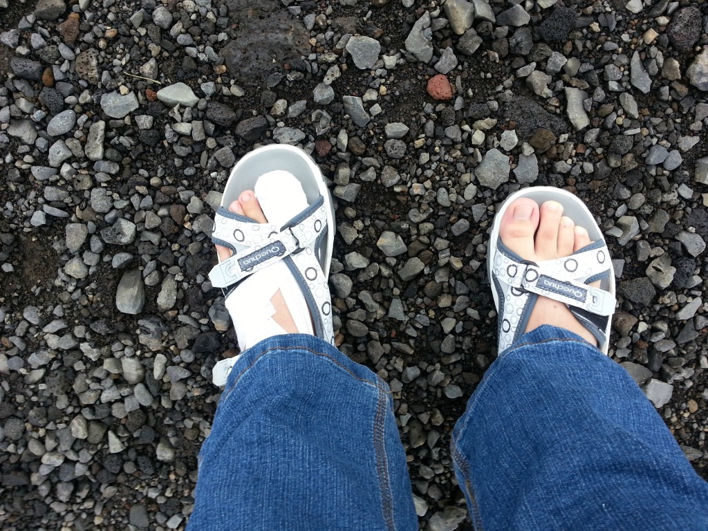 Voyager en tongs en Islande