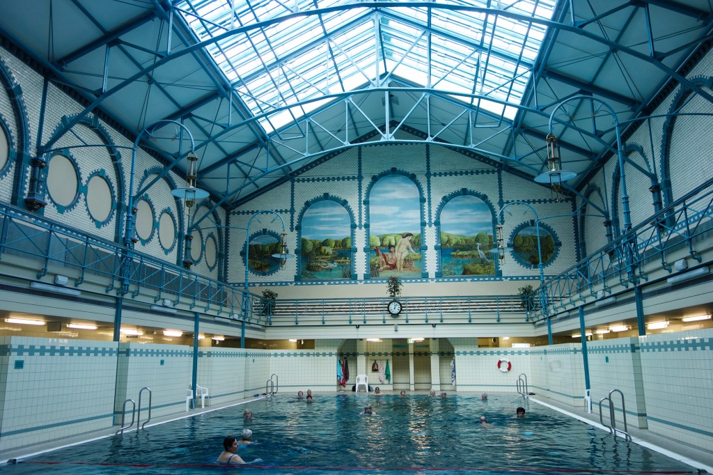 Stadtbat Charlottenburg Alte Halle Berlin comme un local